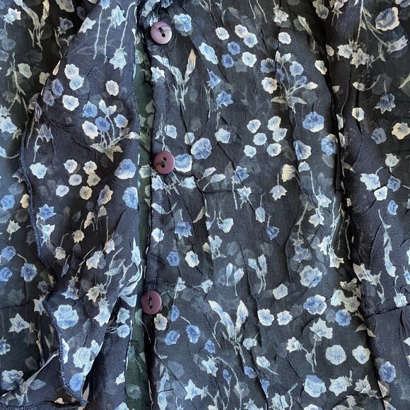 Reitmans Sheer Floral Blouse Navy - Picture 5 of 11